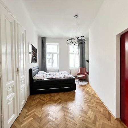 Iconic Suite_@O&R Vienna Exterior photo